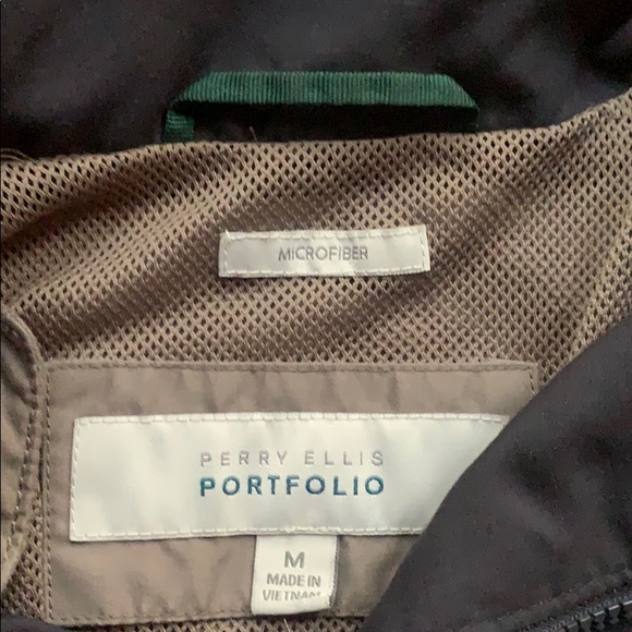 Perry Ellis Jacket. - Picture 3 of 3
